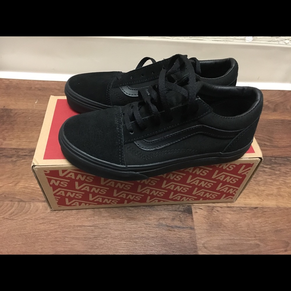 Black vans